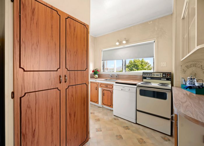  at 10 Johnsview Terrace, Hillcrest, Hamilton, Waikato