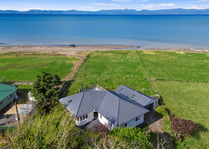  at 1620 East Coast Road, Kaiaua, Franklin, Auckland