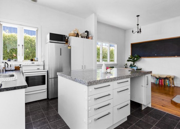  at 204 Gascoigne Street, Raureka, Hastings