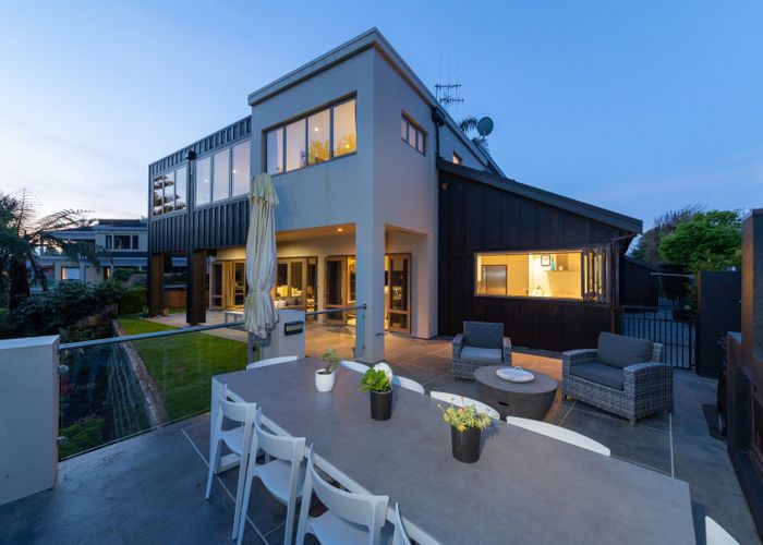  at 15 Pastoral Lane, Hokowhitu, Palmerston North