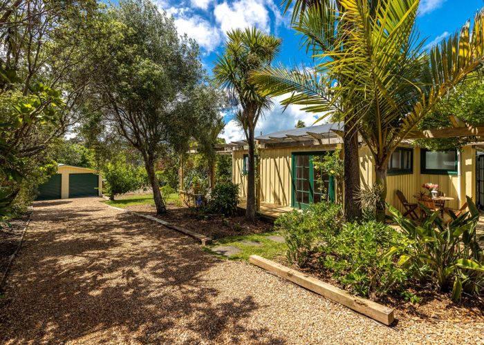  at 18 Tui Street, Oneroa, Waiheke Island, Auckland