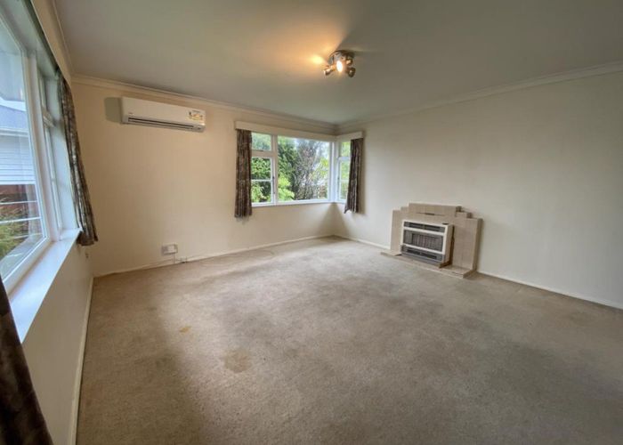  at 7 Strathmore Avenue, Awapuni, Palmerston North, Manawatu / Whanganui