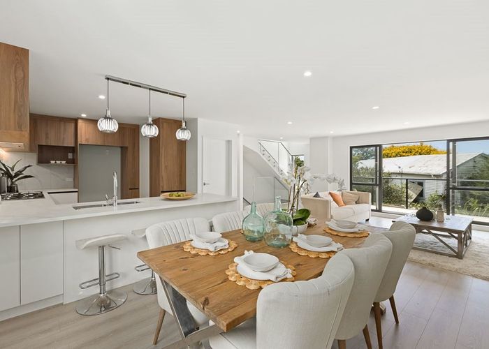  at 19D Hastings Road, Mairangi Bay, Auckland