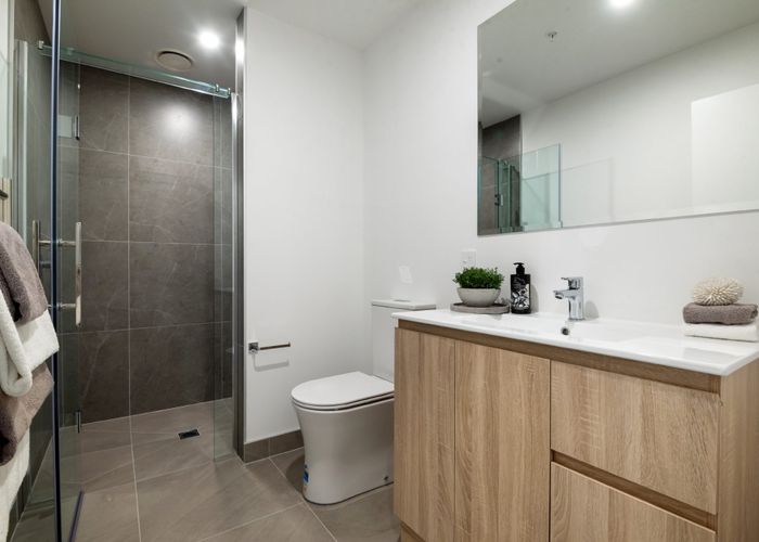  at 11/18 Karengo Street, Long Bay, North Shore City, Auckland