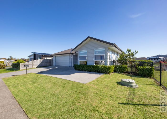 Free property data for 34 Ara Kakara Avenue, Huapai, Kumeu homes.co.nz