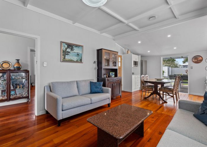  at 174 Puhinui Road, Papatoetoe, Manukau City, Auckland