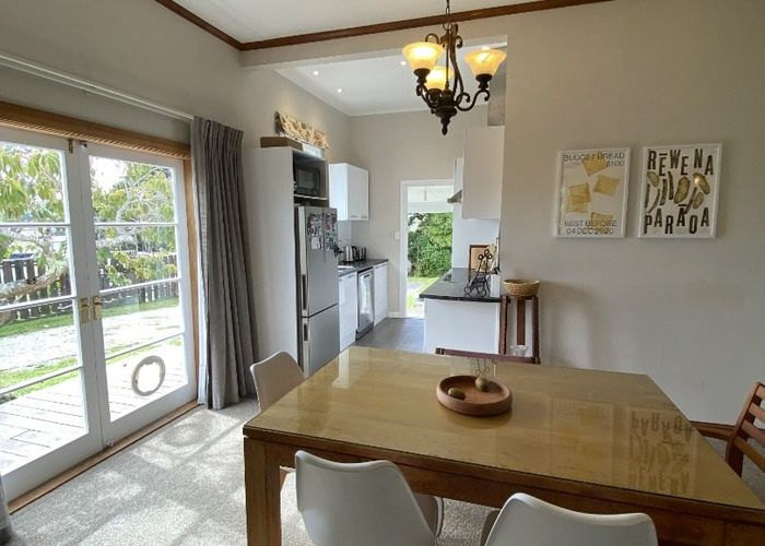  at 33 Awatea Street, Ranui Heights, Porirua, Wellington