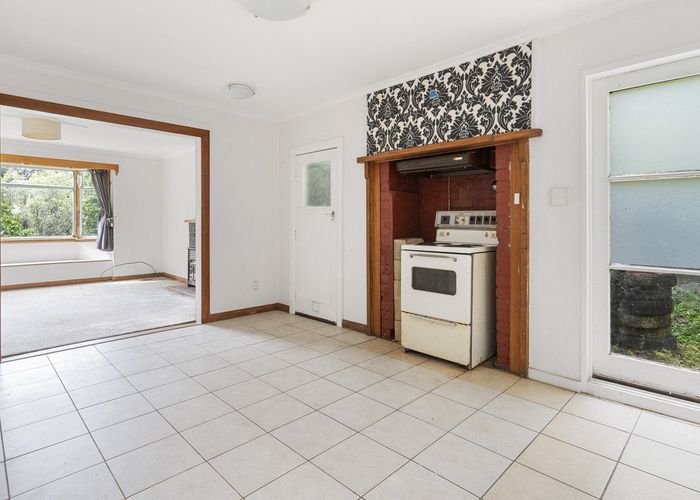  at 61/59 Airlie Road, Plimmerton, Porirua