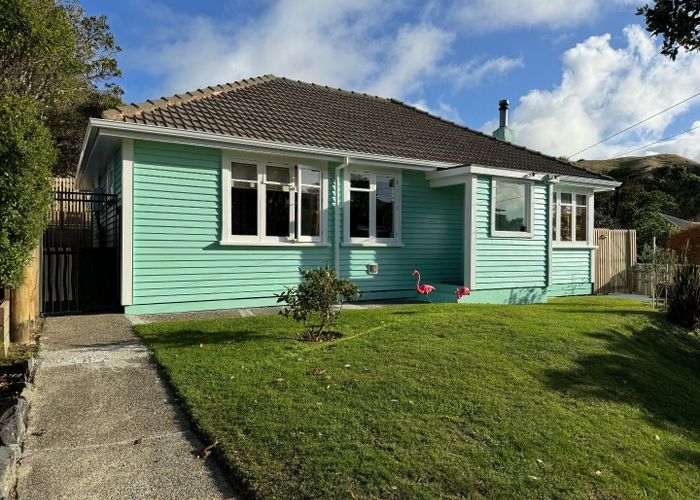  at 118 Rawhiti Road, Pukerua Bay, Porirua, Wellington