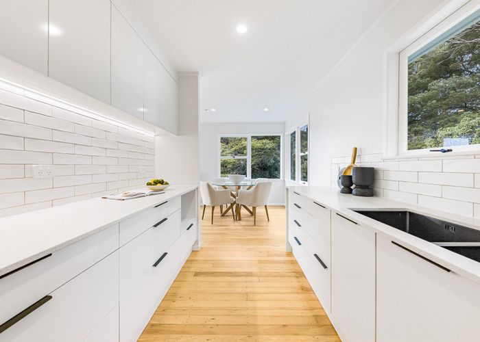  at 35 McDowell Crescent, Hillcrest, North Shore City, Auckland