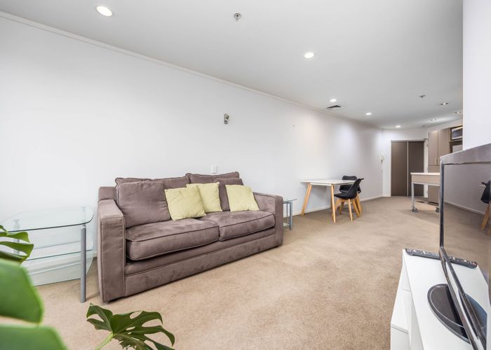 at 220/184 Symonds Street, Eden Terrace, Auckland City, Auckland