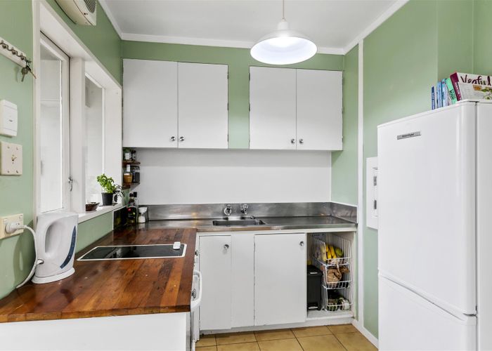  at 4/4 Kenwyn Terrace, Newtown, Wellington