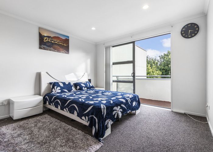  at 18 Figaro Crescent, Takanini, Papakura, Auckland