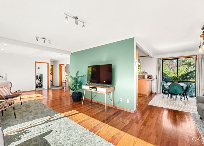  at 24 Titiro Moana Road, Korokoro, Lower Hutt, Wellington