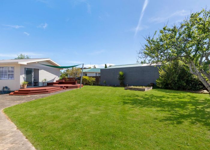  at 17 Abraham Crescent, Milson, Palmerston North, Manawatu / Whanganui