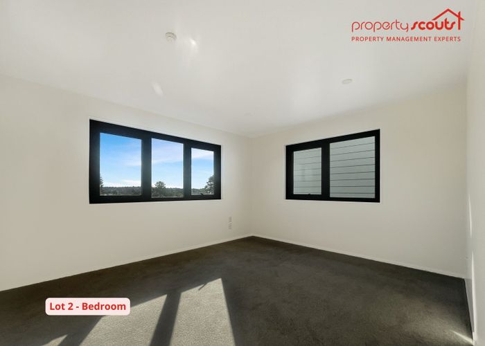  at 2/3 Farwood Drive, Henderson, Waitakere City, Auckland