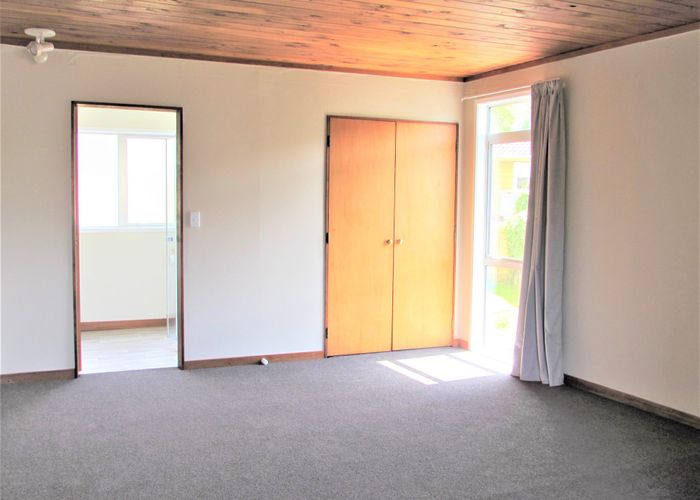  at 67 Percy Dyett Drive, Karori, Wellington