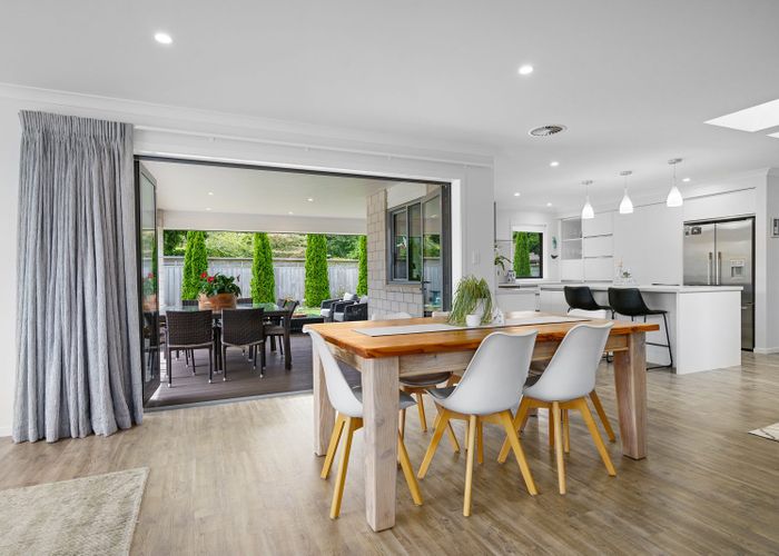  at 17 Henry Bell Close, Leamington, Cambridge