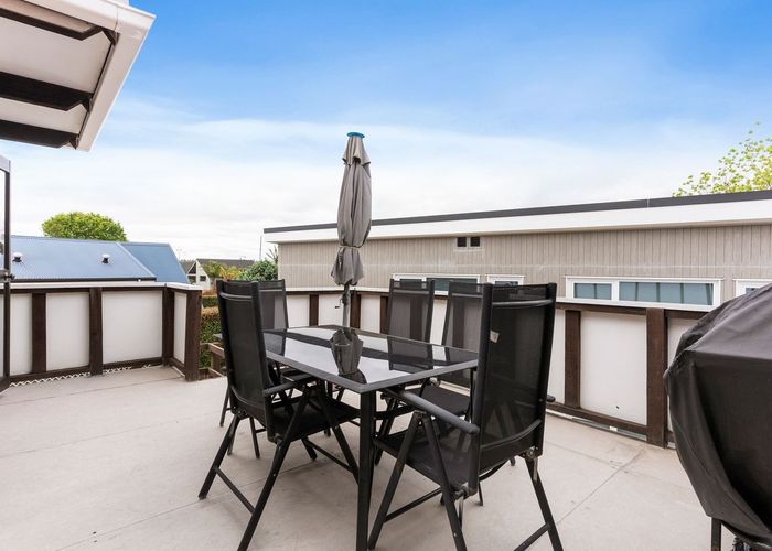  at 1 Adonis Place, Half Moon Bay, Auckland