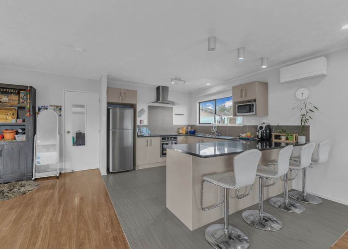  at 31 Everglade Drive, Goodwood Heights, Auckland