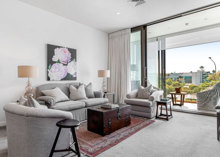  at 102/12 Saint Marks Road, Remuera, Auckland City, Auckland