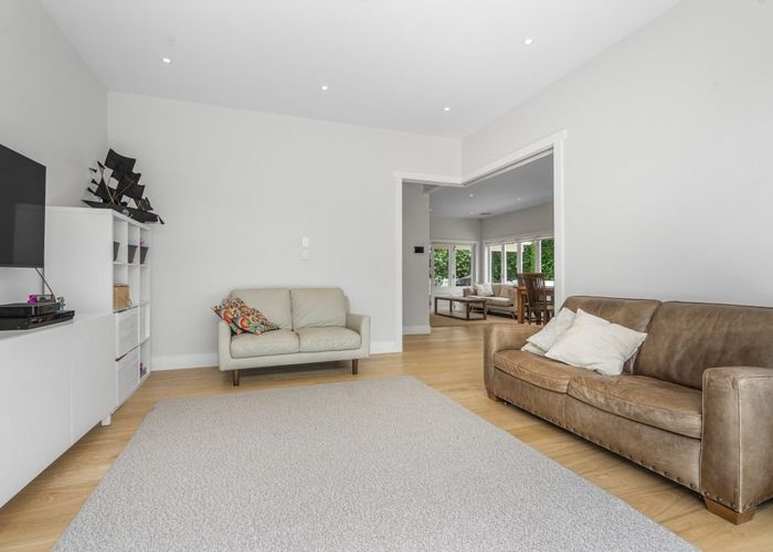  at 136 Queen Street, Northcote Point, North Shore City, Auckland