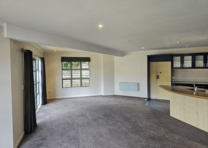  at 8 Waterhouse Drive, Brooklyn, Wellington