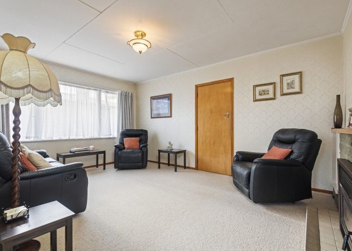  at 10 Ellesmere Crescent, Highbury, Palmerston North