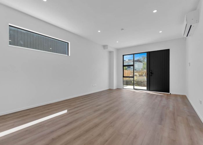  at 73E Archmillen Avenue, Pakuranga Heights, Manukau City, Auckland