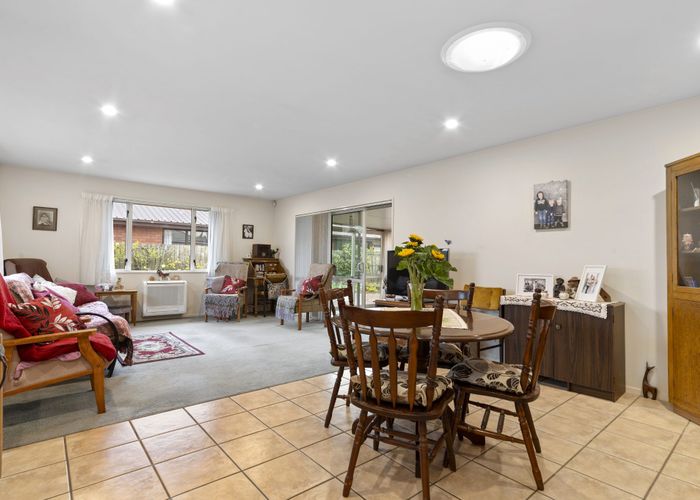  at 9 Thistledown Place, Woolston, Christchurch