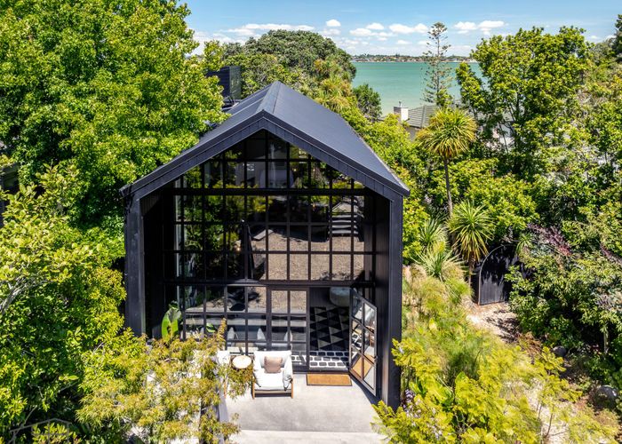  at 37 Frederick Street, Hillsborough, Auckland