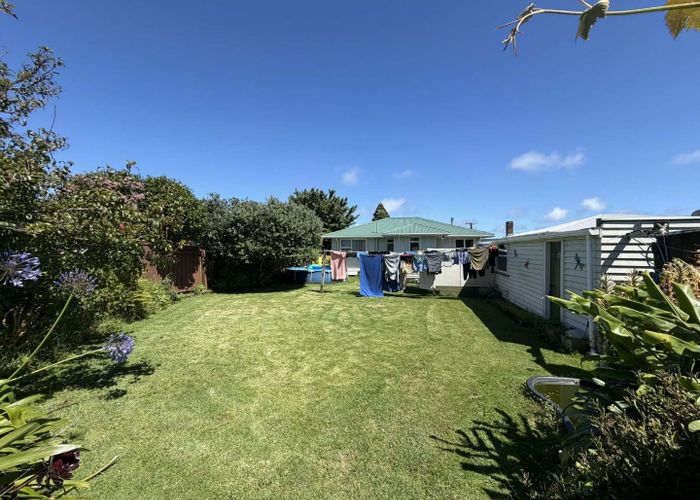  at 4 Rosendale Avenue, Spotswood, New Plymouth, Taranaki