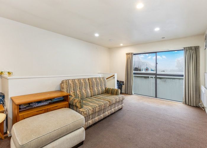  at 2/7 Hall Avenue, Newtown, Wellington, Wellington