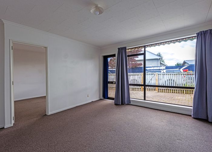  at 2/53 Grenville Street, Waltham, Christchurch City, Canterbury