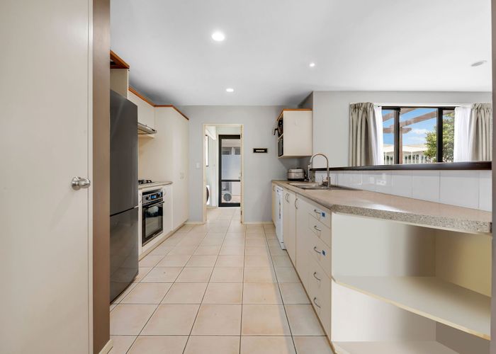  at 18 Faldo Drive, Golflands, Manukau City, Auckland