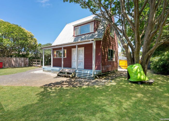  at 21 Westney Road, Mangere, Auckland