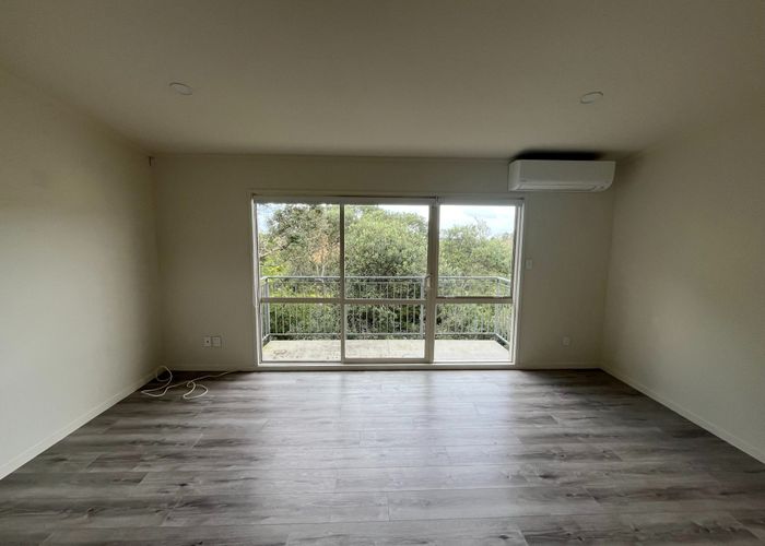  at 23L Hendry Avenue, Hillsborough, Auckland