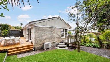  at 2/112 Ennis Avenue, Pakuranga Heights, Auckland