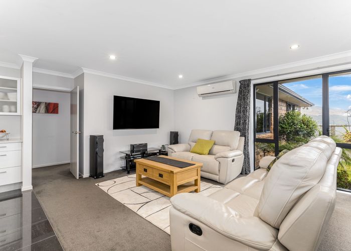  at 73 Aotea Drive, Aotea, Porirua, Wellington