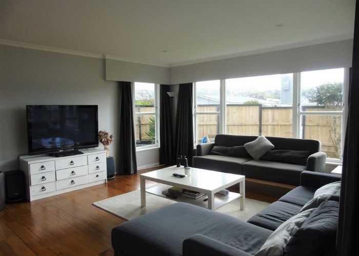  at 8 Glen Alton Avenue, Paparangi, Wellington, Wellington