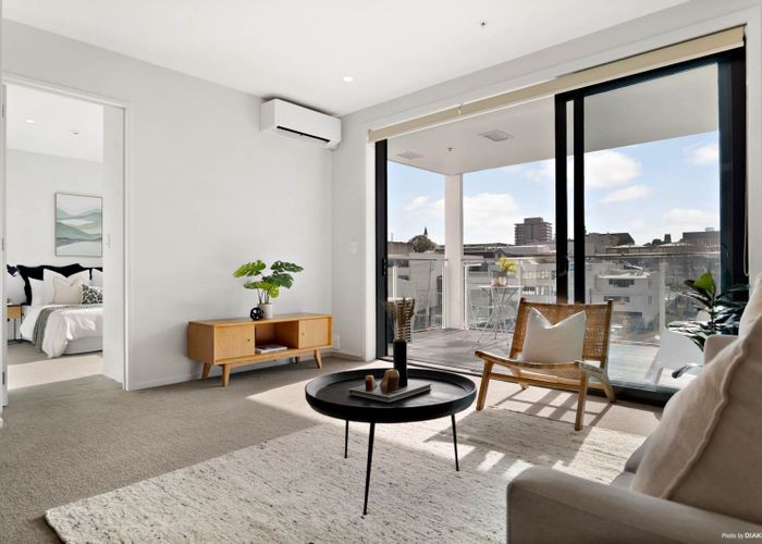  at 209/27 Enfield Street, Mount Eden, Auckland City, Auckland