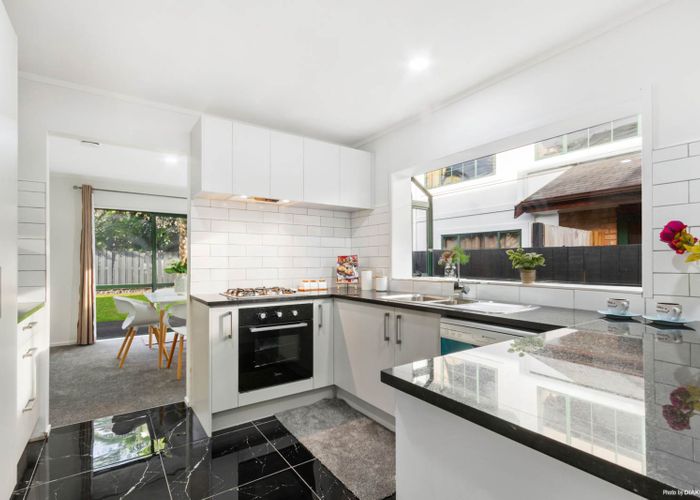  at 16B Taramea Street, Avondale, Auckland