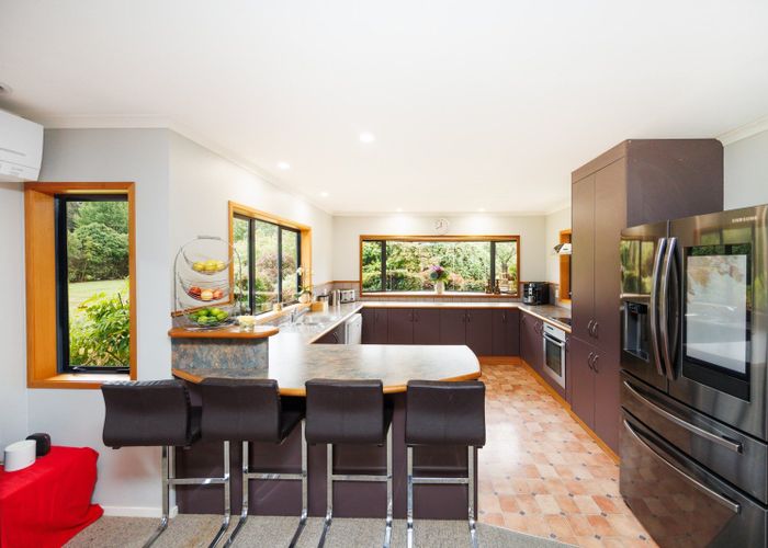  at 46 TURITEA RD, Fitzherbert, Palmerston North