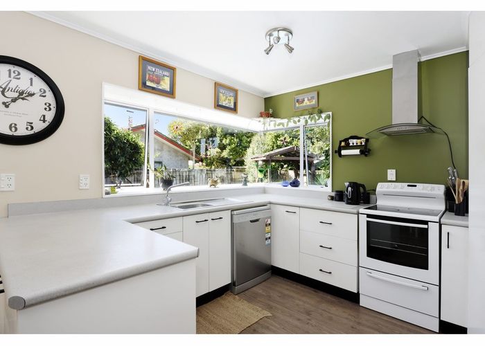  at 13 Malthouse Crescent, Brightwater