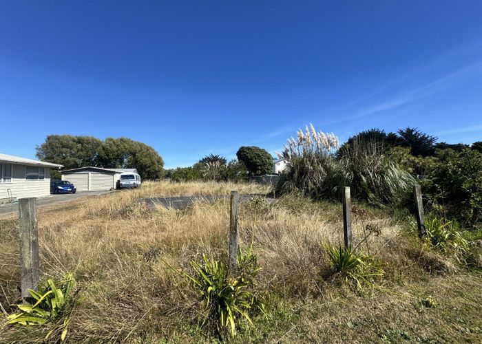  at 24 Tuiti Street, Hokio Beach, Horowhenua, Manawatu / Whanganui