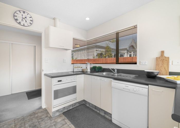  at 1/88 Colombo Street, Beckenham, Christchurch