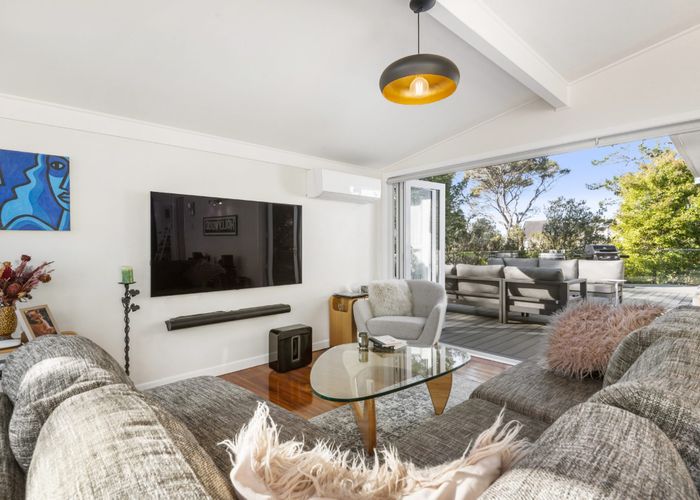  at 21 Willow Avenue, Birkenhead, North Shore City, Auckland