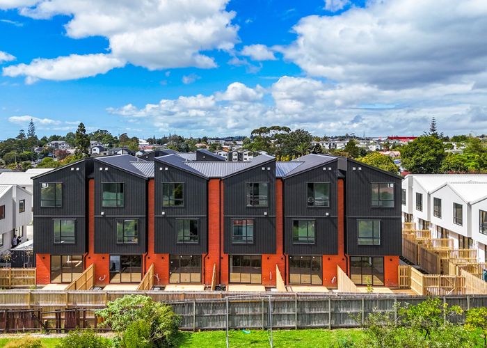  at 29-46 Normandy Place, Henderson, Waitakere City, Auckland
