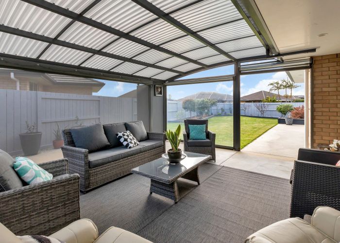  at 6 Kamahi Place, One Tree Point