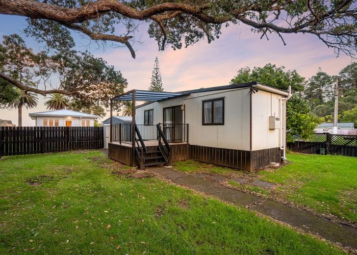  at 2 Western Road, Laingholm, Waitakere City, Auckland